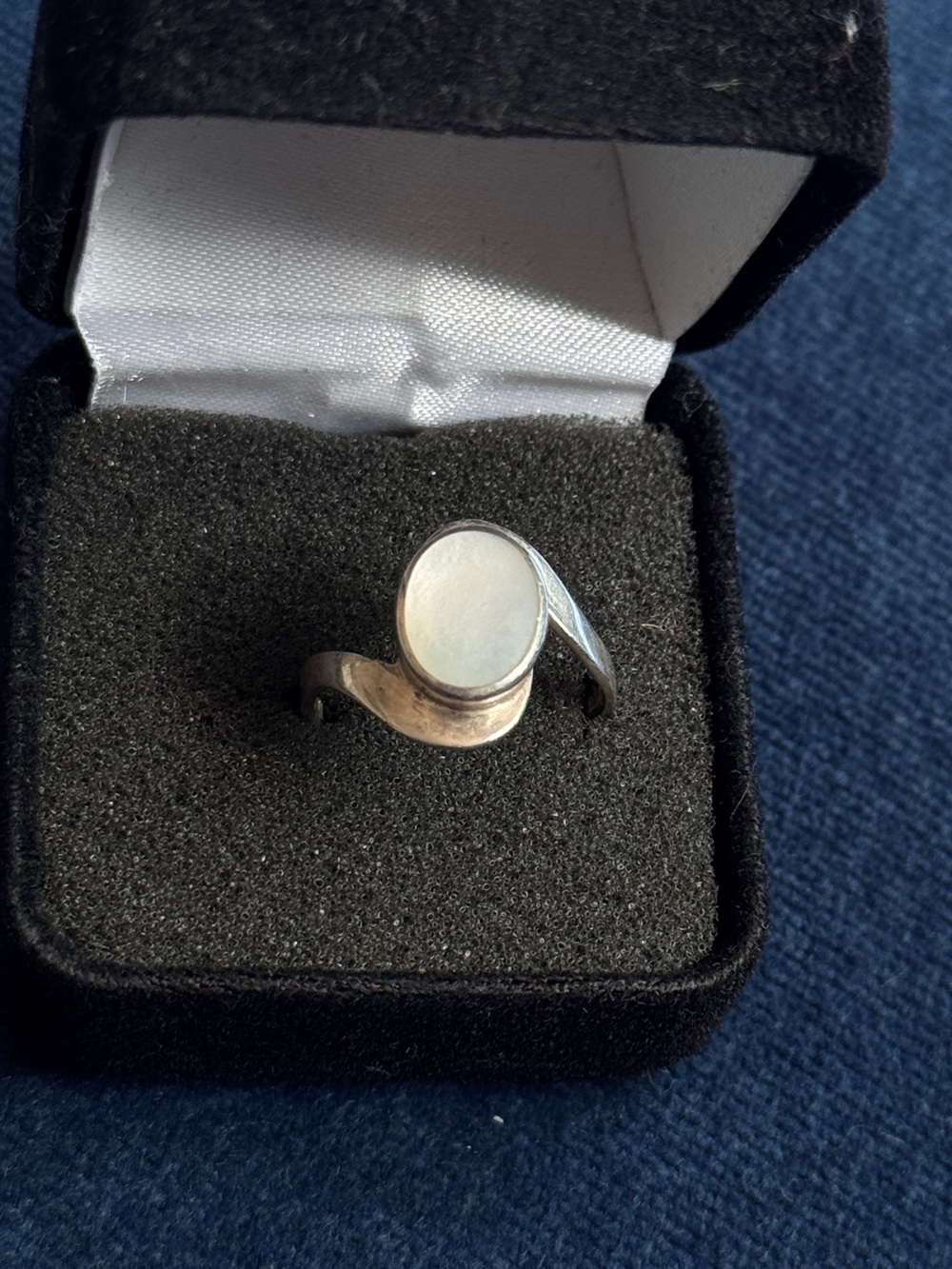 925 Sterling Silver White Stone Ring Size 6